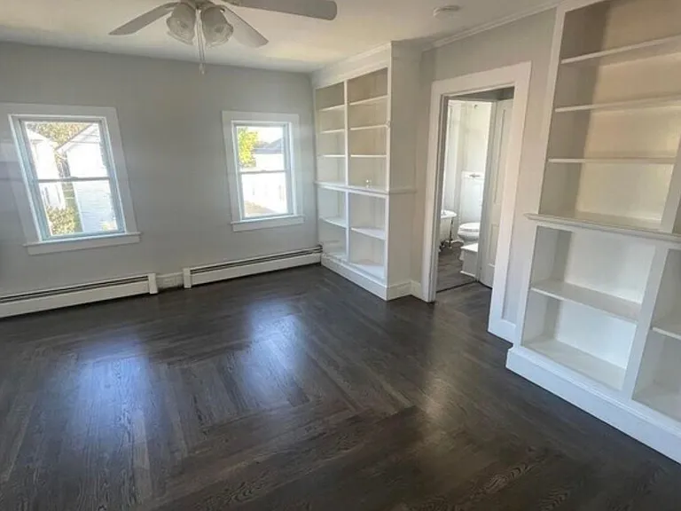 18 Noyes Ave #2 — Photo 4