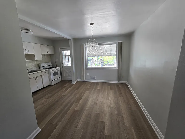 7053 Eastbrook Ave — Photo 2