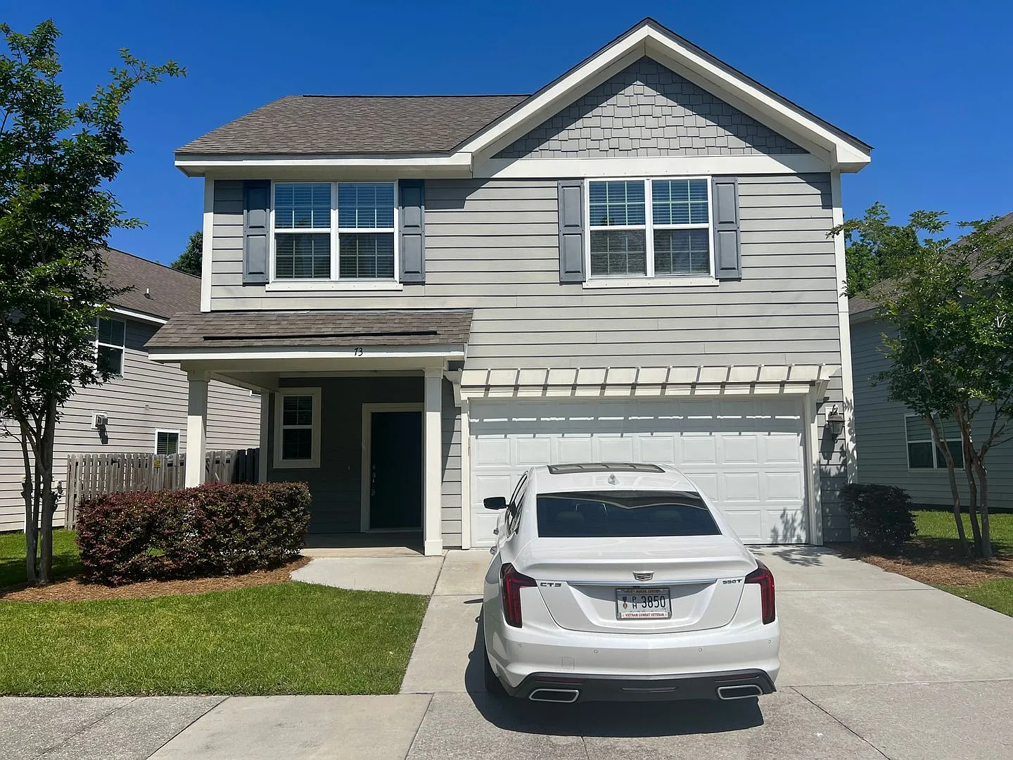 Shell Hall Community 4 Bedroom - 2.5 Bath w/ Garage — Photo 4