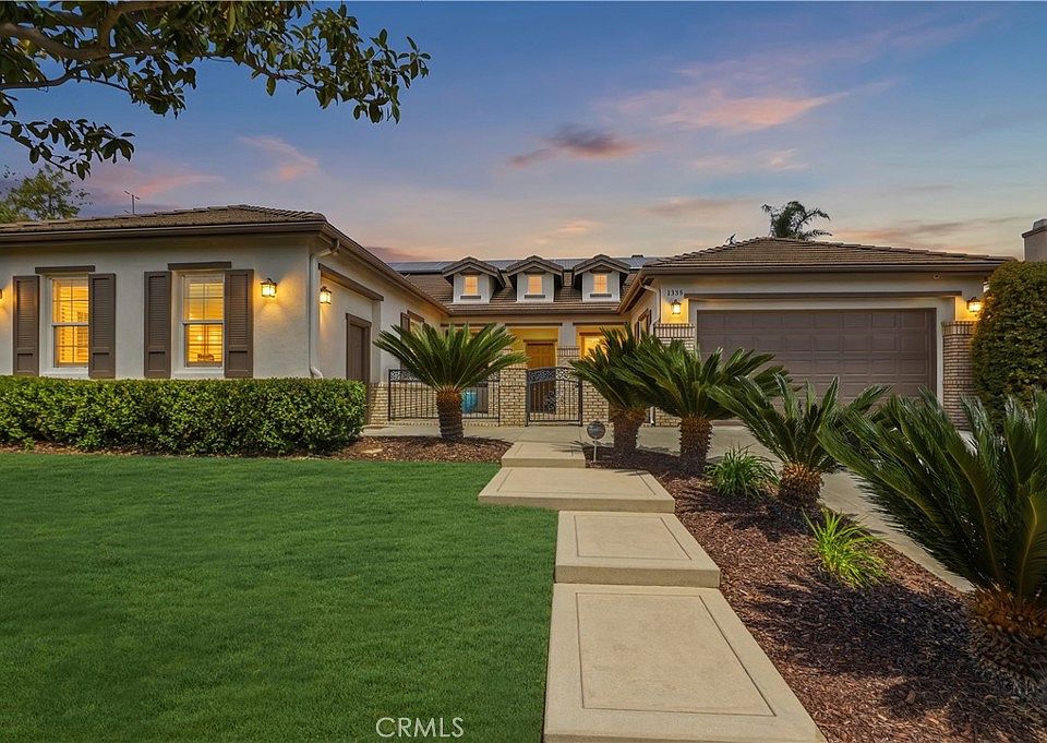 1st image of 1125 Pamplona Dr