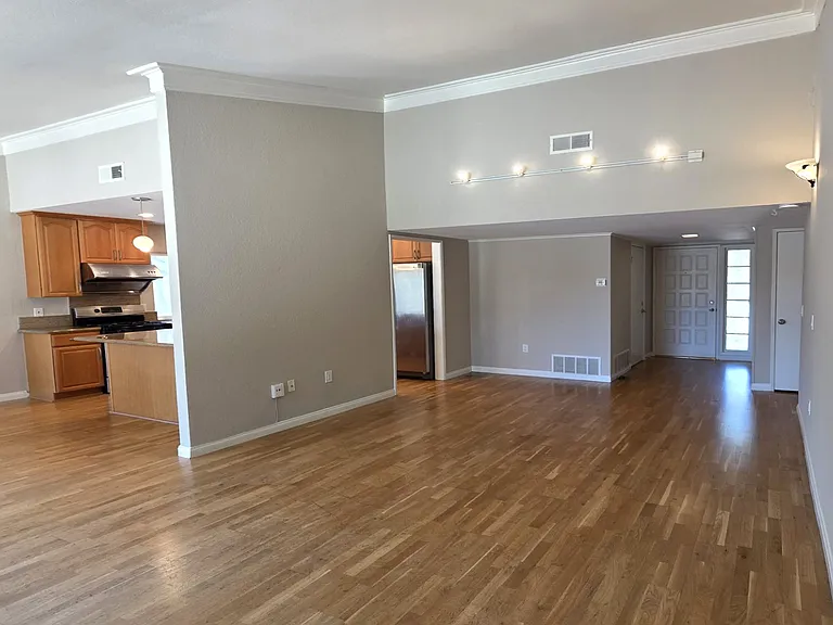 7118 Columbine Dr — Photo 11