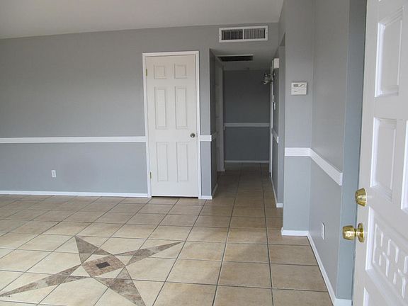 4th image of 5466 W Cambridge Ave