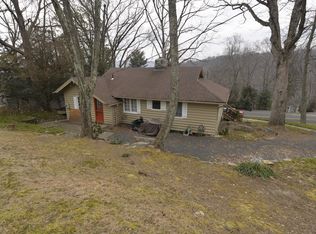 2 Mountain Dr, New Milford, CT 06776