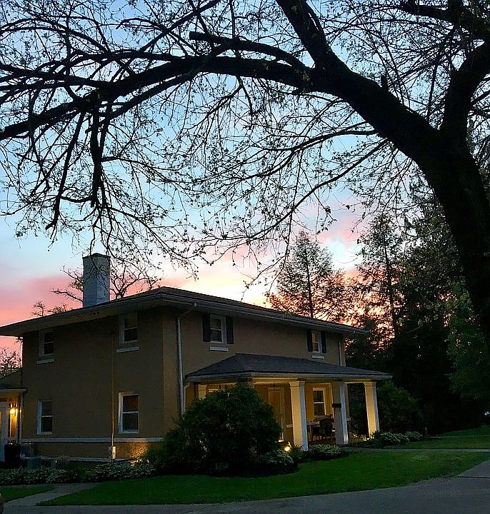 1st image of 930 Farms Dr