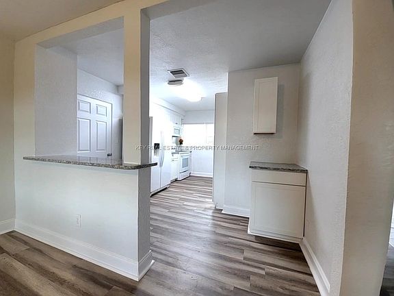 5th image of 2603 Bass Lake Blvd