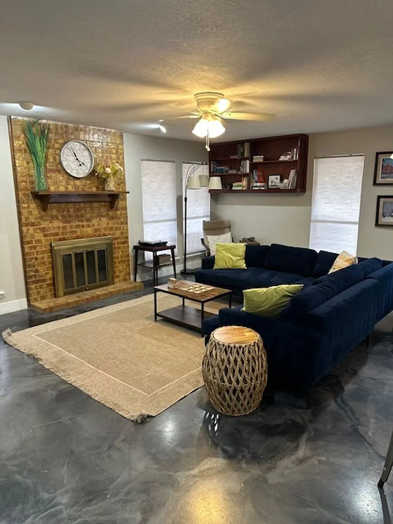 1549 Sir Thopas Ct — Photo 3
