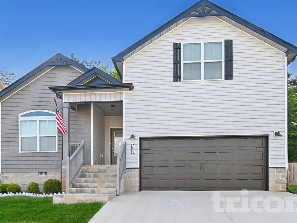 1st image of 476 Woodtrace Dr