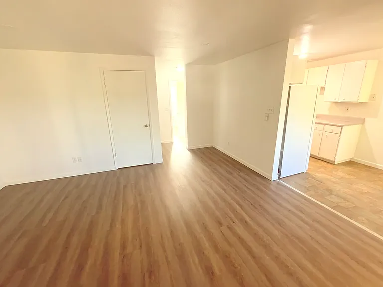 13700 Midvale Ave N #1 — Photo 5
