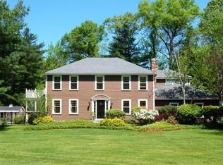 45 Everett St, Sherborn, MA 01770