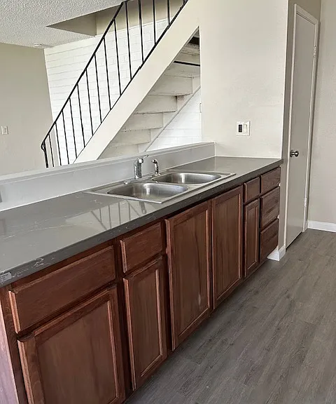4453 La Cresta Way #3 — Photo 3