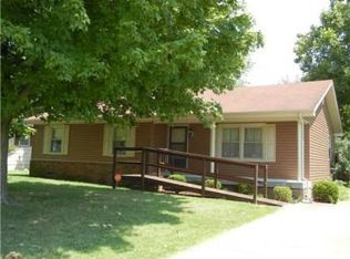 310 Kauai King Dr, Hopkinsville, KY