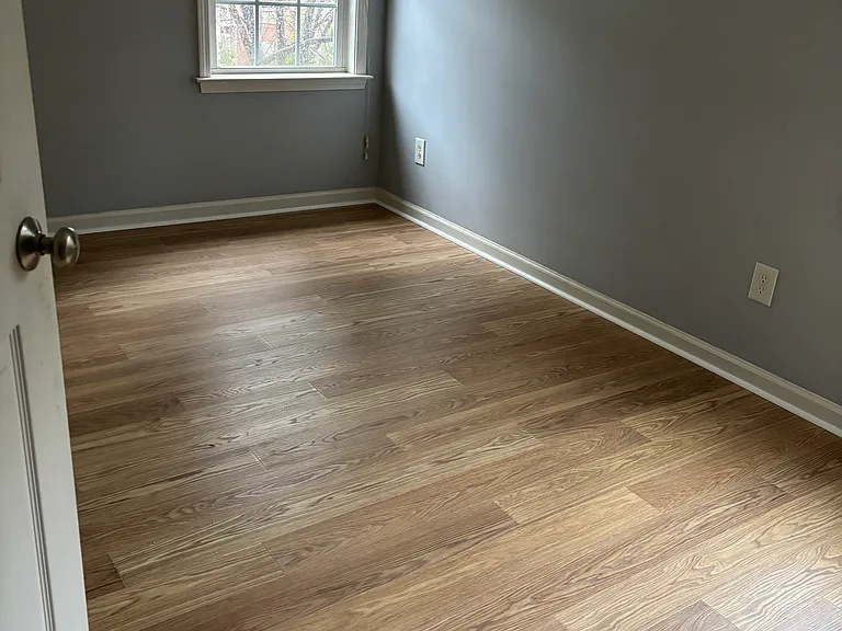 298 Danbury Ct — Photo 20