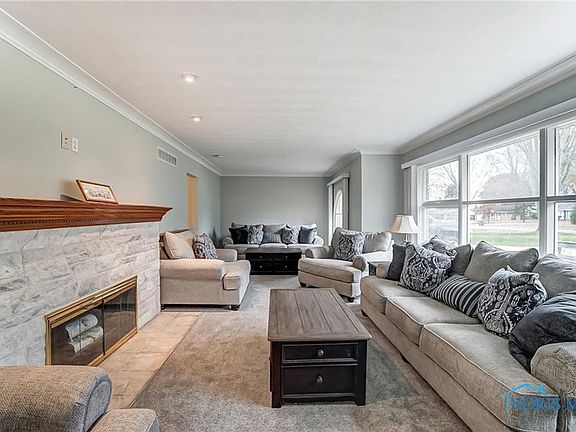 4th image of 113 Parkside Dr