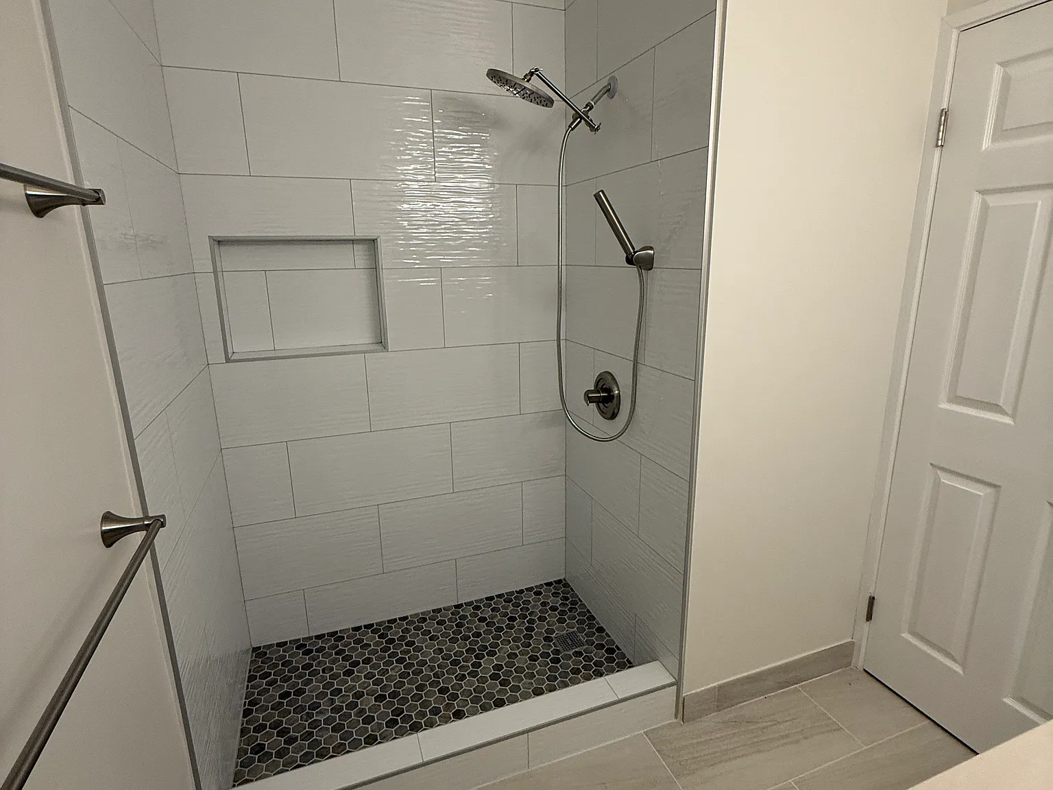 2 bed, 1.5 bath, $3,175 — Photo 4