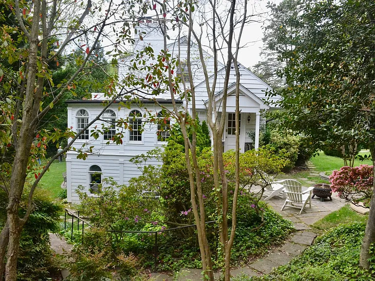 5100 Upton St NW — Photo 48