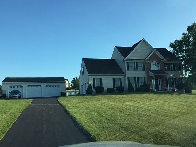 2nd image of 140 Ridge Rd