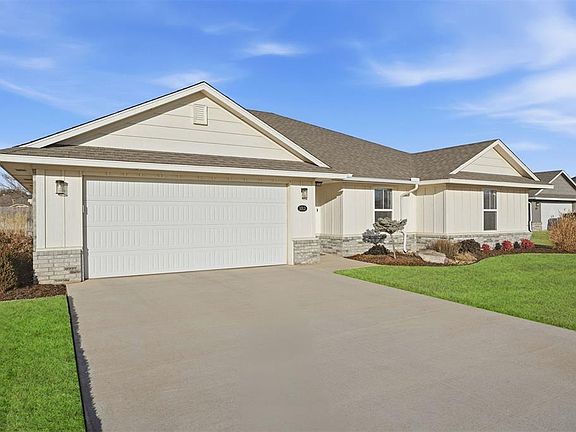 3rd image of 1013 Avalon Dr