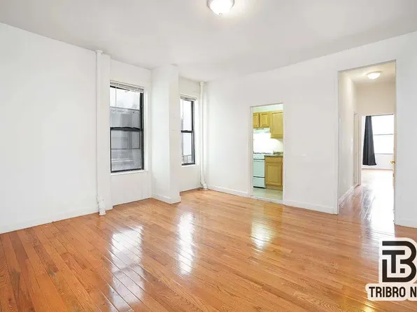 3052 Kingsbridge Avenue image 1 of 5
