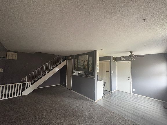 3rd image of 3281 Lupine Dr