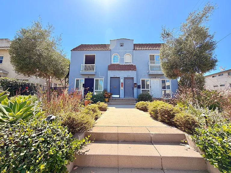 873 N Heliotrope Dr #4658 — Photo 7