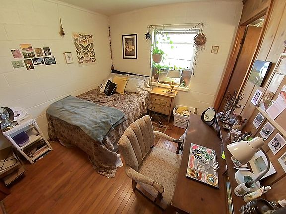 4th image of 1202 N Dunn St #1