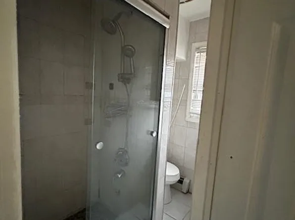 622 Liberty Avenue image 11 of 14