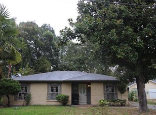 6202 Shotwell St, Houston, TX 77028