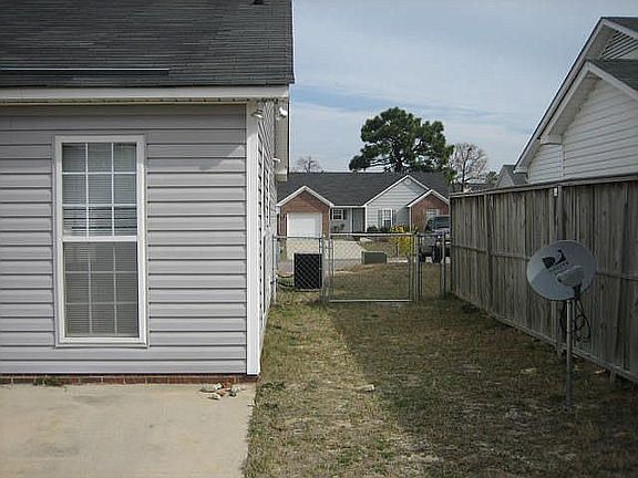 3833 Meteor Dr (back yard) 2