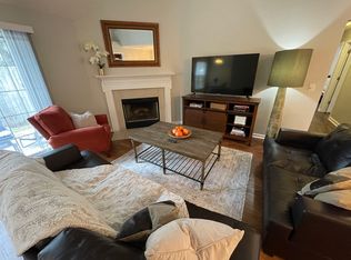 37 Rose Hill Dr, Savannah, GA 31419