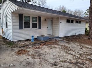 6882 Church St, Grifton, NC 28530