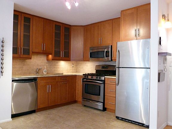 3rd image of 100 W 89th St APT 7H