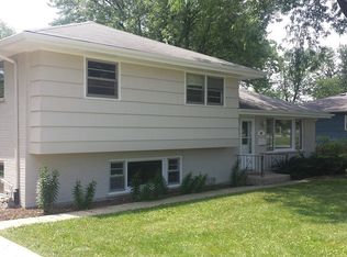 301 Indianapolis Ave, Downers Grove, IL 60515