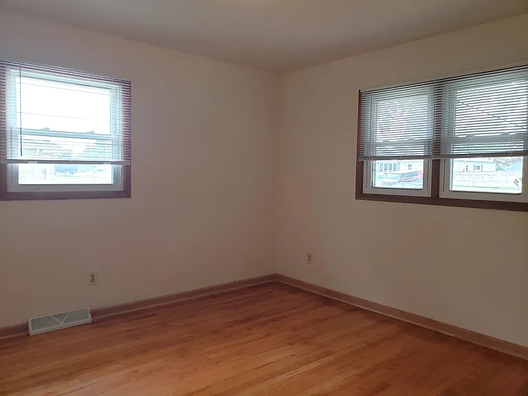 255 Park St #259 — Photo 5
