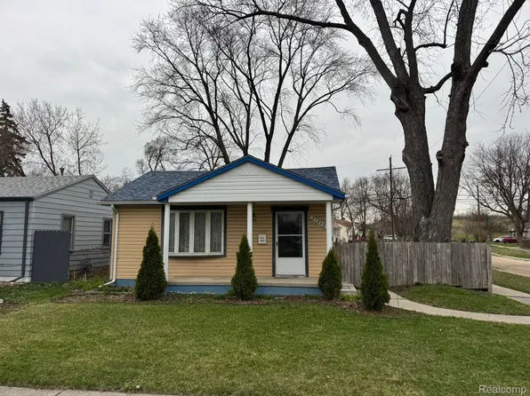 21008 Pinecrest St, Taylor, MI 48180