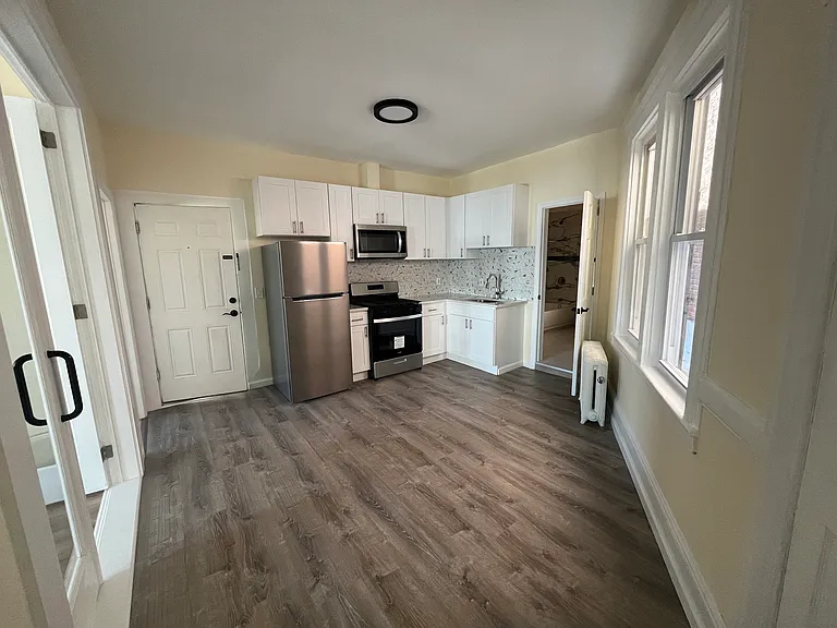 344 Bloomfield Ave #2 — Photo 7