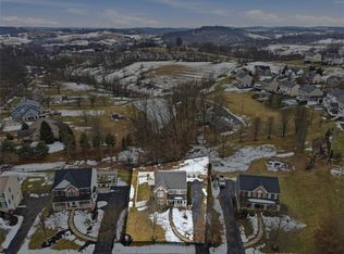 1007 Fieldstone Dr, Canonsburg, PA
