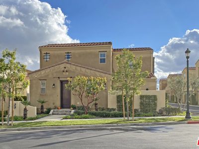 20300 Pienza Ln, Northridge, CA, 91326