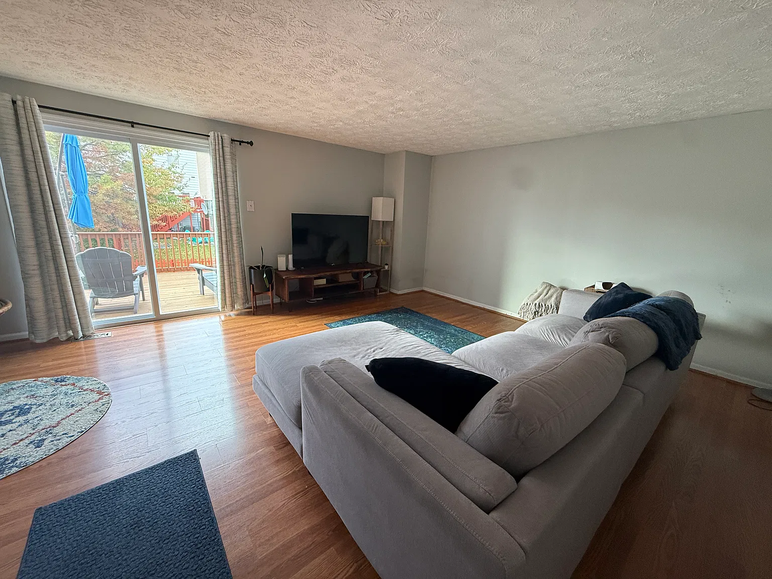 3 bed, 1530 sqft, $2,500 — Photo 2