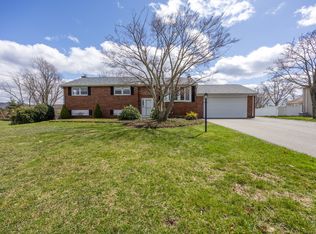 140 Tulip Dr, Meriden, CT 06450