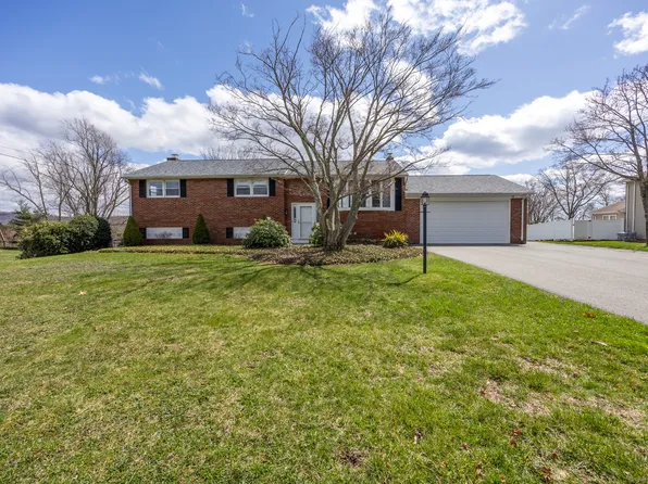 140 Tulip Drive, Meriden, CT 06450