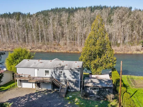 20725 S Tranquility Ln, Oregon City, OR 97045
