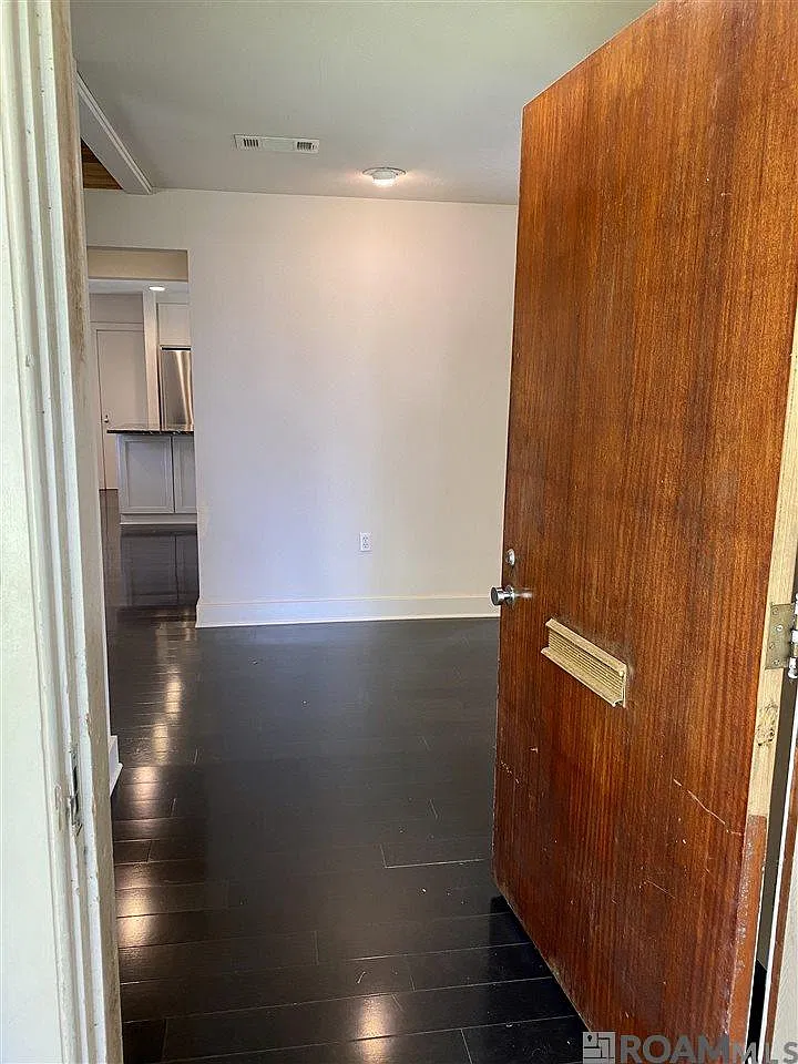 2 bed, 1850 sqft, $2,100 — Photo 4