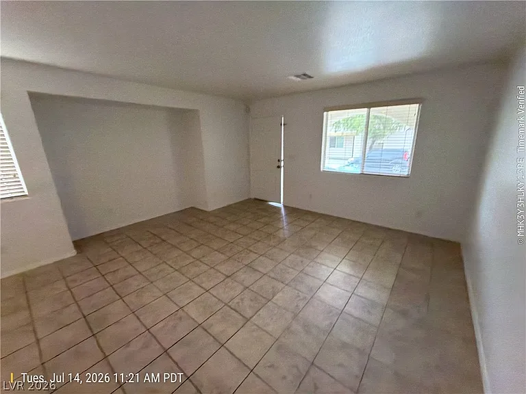 8328 Wildwood Glen Dr — Photo 2