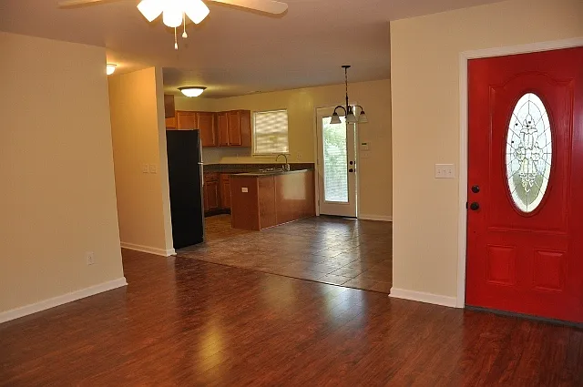 Barbaro - Pre-Leasing Now for the Fall Semester 2026 — Photo 2