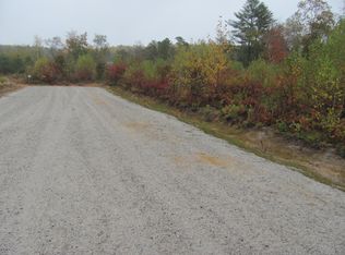 13 Schiavi Dr, Oxford, ME 04270