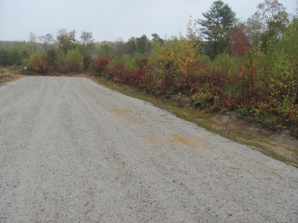 13 Schiavi Drive, Oxford, ME 04270