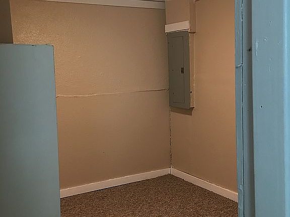 Small bedroom 