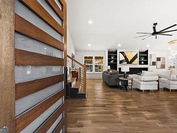 3rd image of 1137 Pair Rd SW