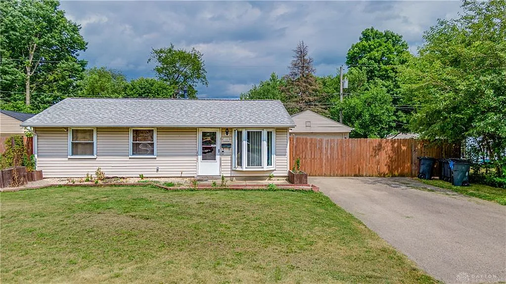 158 Winchester St photo 1
