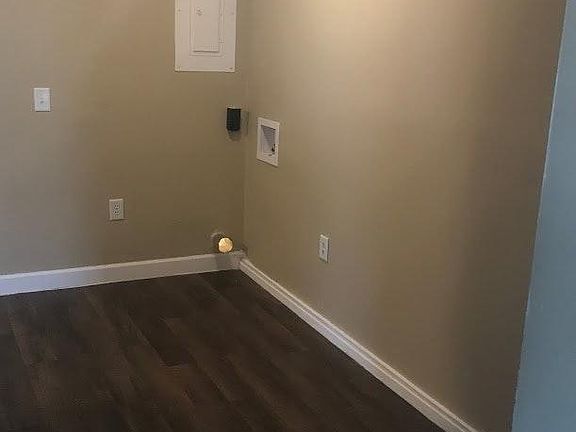 Dining room and laundry hook-up